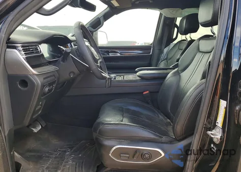 2022 Jeep Wagoneer Series I из США, поврежденный, VIN 1C4SJVAT6NS229368